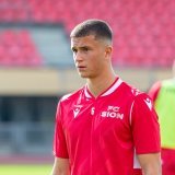 Toujours dans le groupe, Gilles Richard attend de recevoir pour la première fois sa chance de débuter un match avec le FC Sion